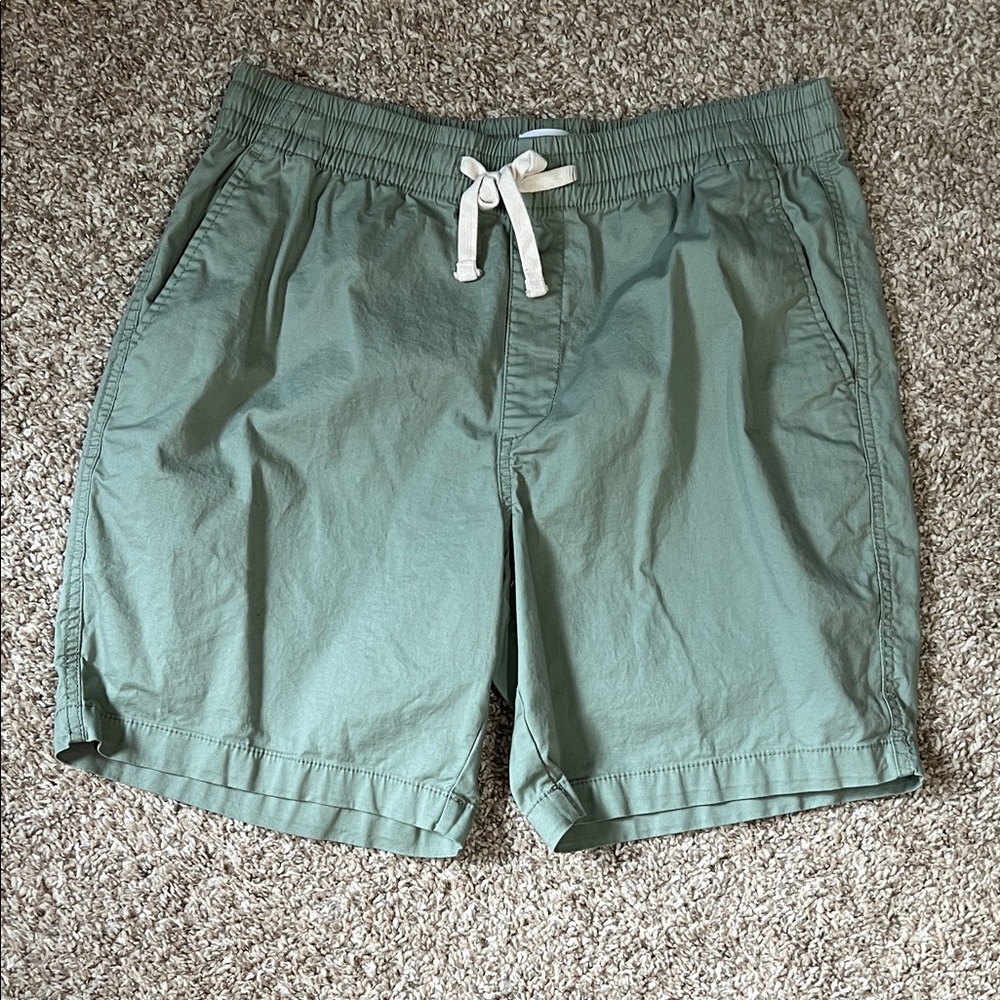 Green Casual Shorts with Drawstring